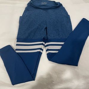 Bombshell Sportswear Pocket thigh-highs